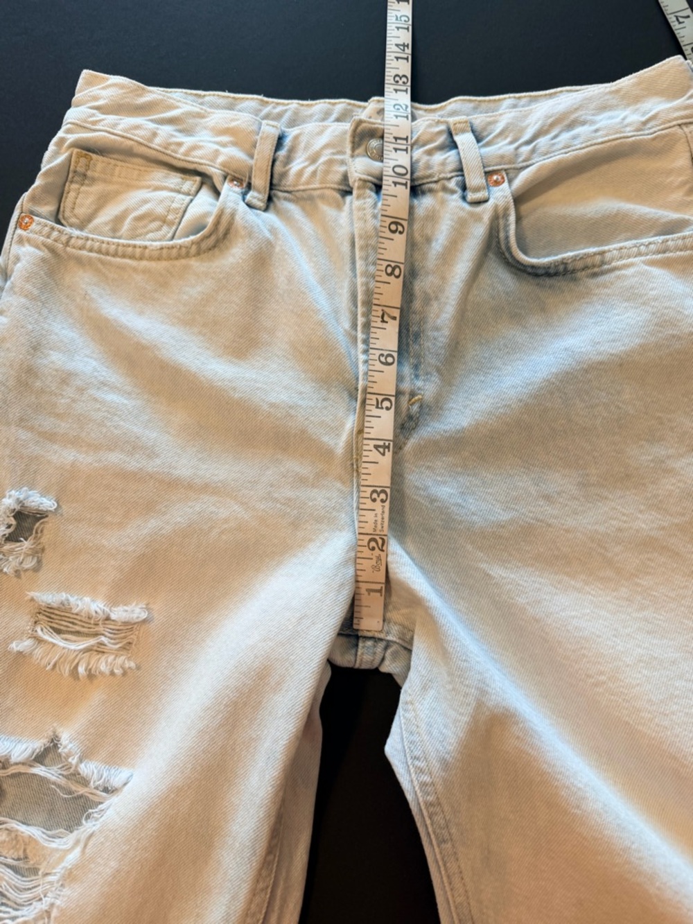 We The Free distressed straight leg jeans, ultralight wash, 100% Cotton, size 28 - Picture 3 of 14